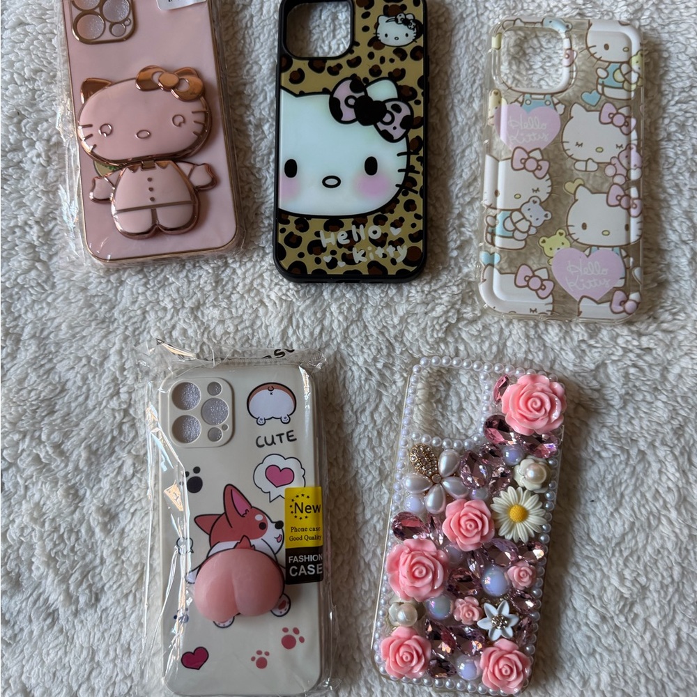 iPhone 12pro hello  Kitty Pink and White Phone Case Set